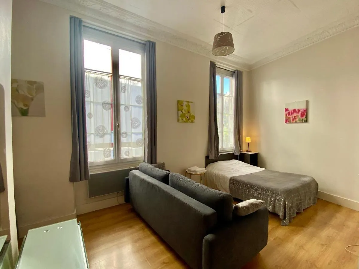 Studio Poisson 1 Daire Paris